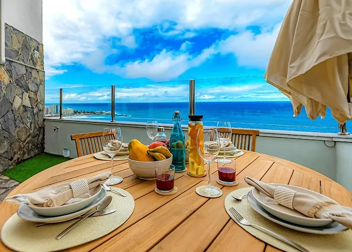 Pampano Ocean View 아파트